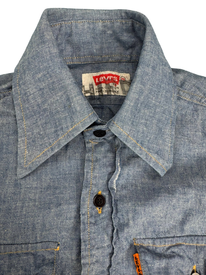 Levi's Chambray Button-Up Shirt - XXS - Think Vintage