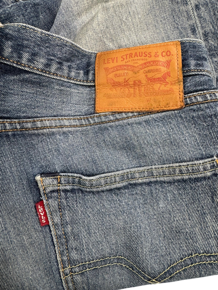 Levi's Strauss Straight Leg Denim Jeans - W34 L30 - Think Vintage
