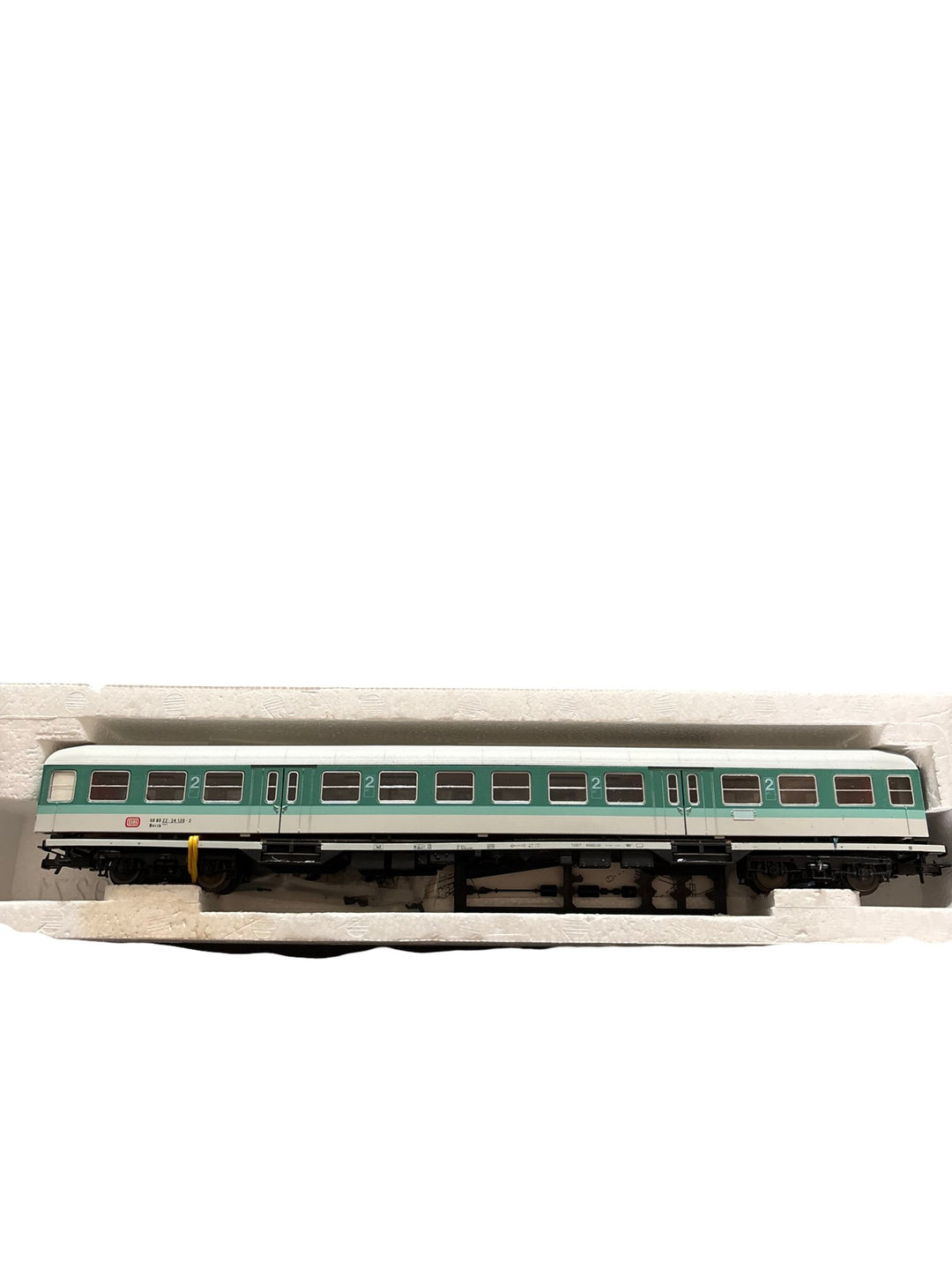 Lima HO Scale Model Train Coach - Think Vintage ltd