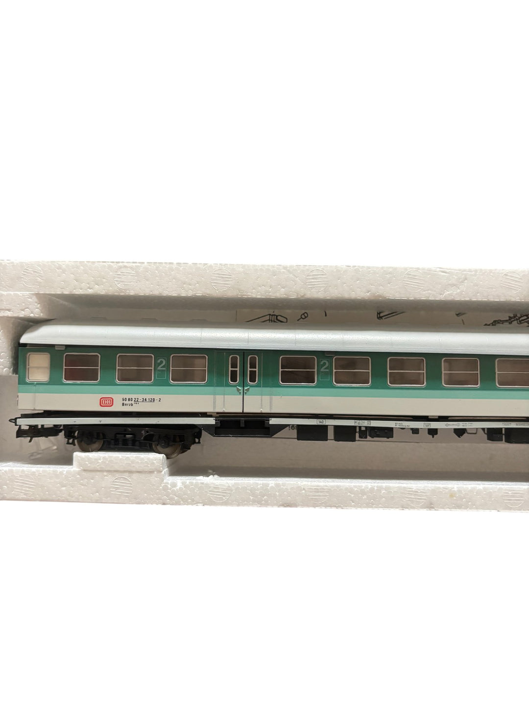 Lima Model Train Coach - Think Vintage ltd