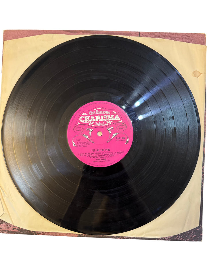 Lindisfarne Fog On The Tyne Vinyl Record - Good - Think Vintage ltd