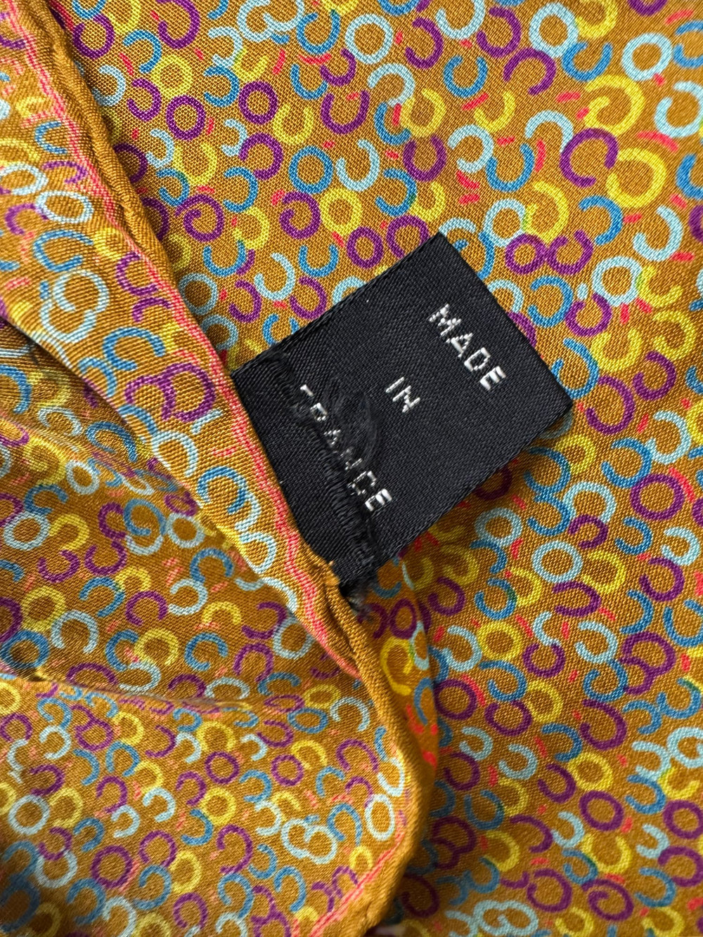 Louis Féraud Paris Square Silk Scarf - Think Vintage ltd