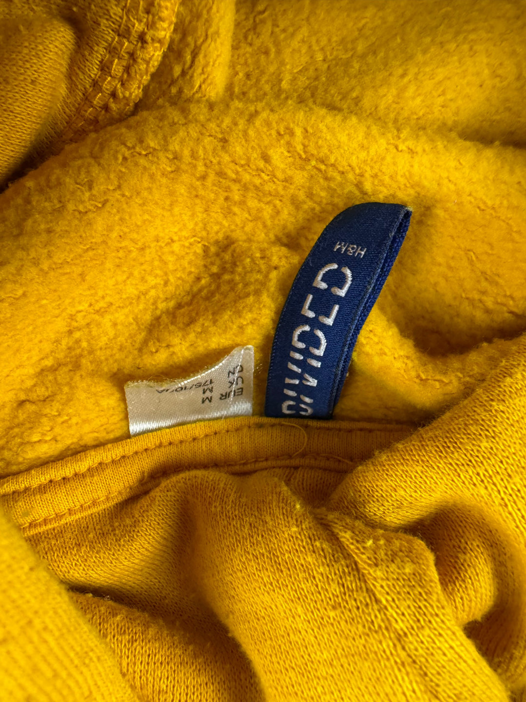 Love & Order Graphic Hoodie - M - Think Vintage