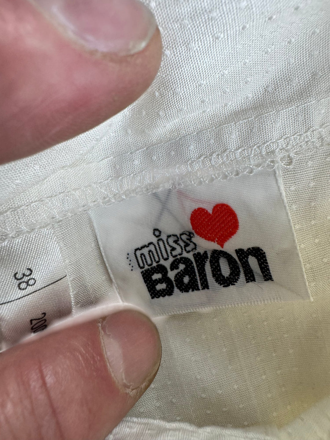 Miss Baron White Long Sleeved Shirt - M - Think Vintage ltd