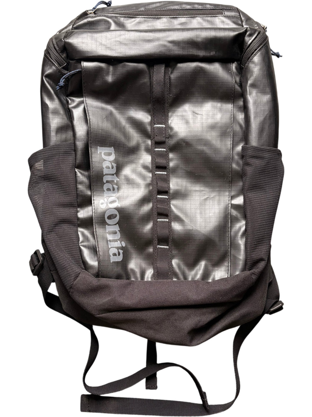 patagonia black hole backpack old model Hole Pack 32L Worn Wear protecting your gear from rain Patagonia Black Hole Pack 32L
