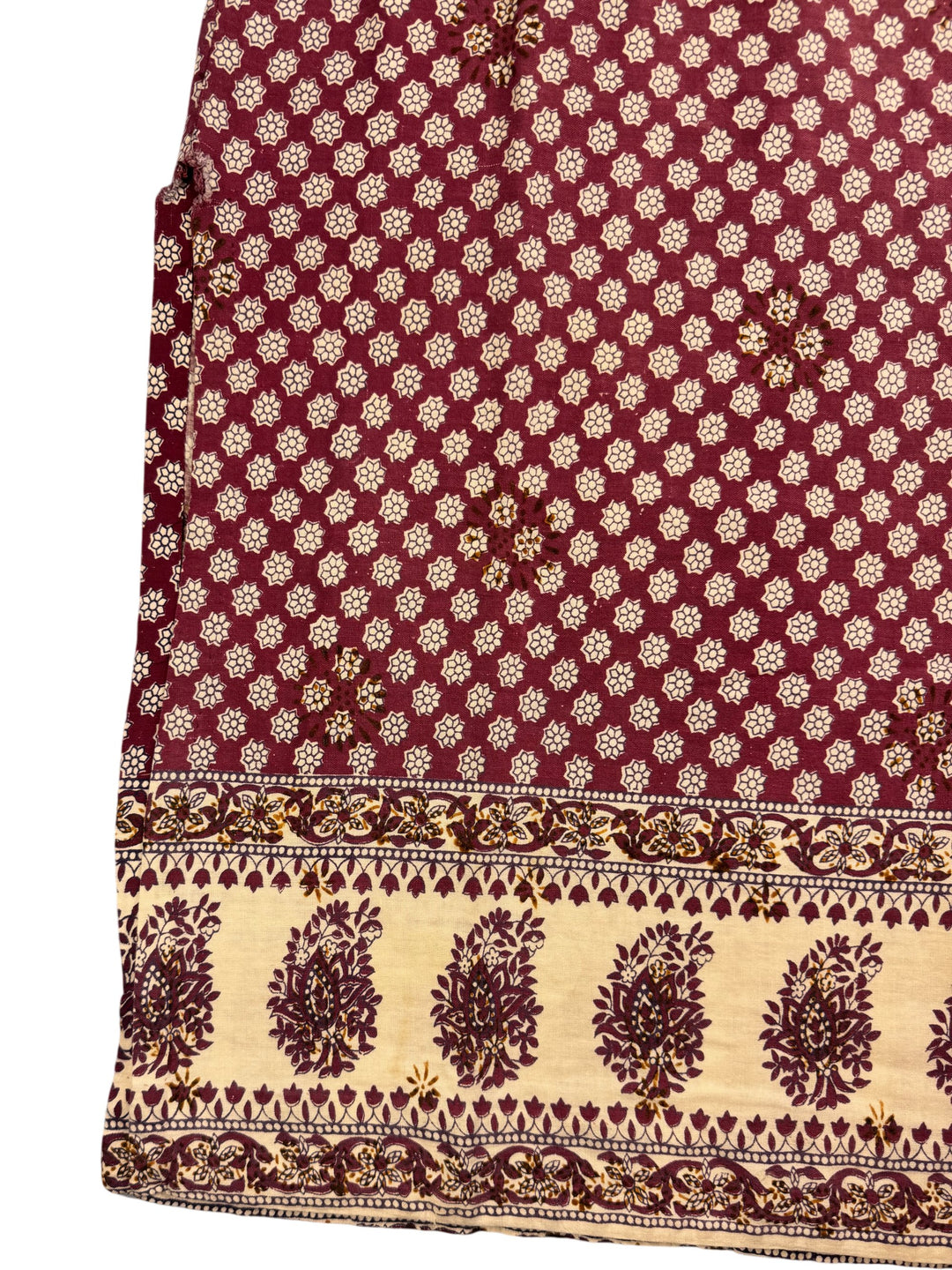 Patterned Sleeveless Dress with Floral Border - L - Think Vintage Online Ltd