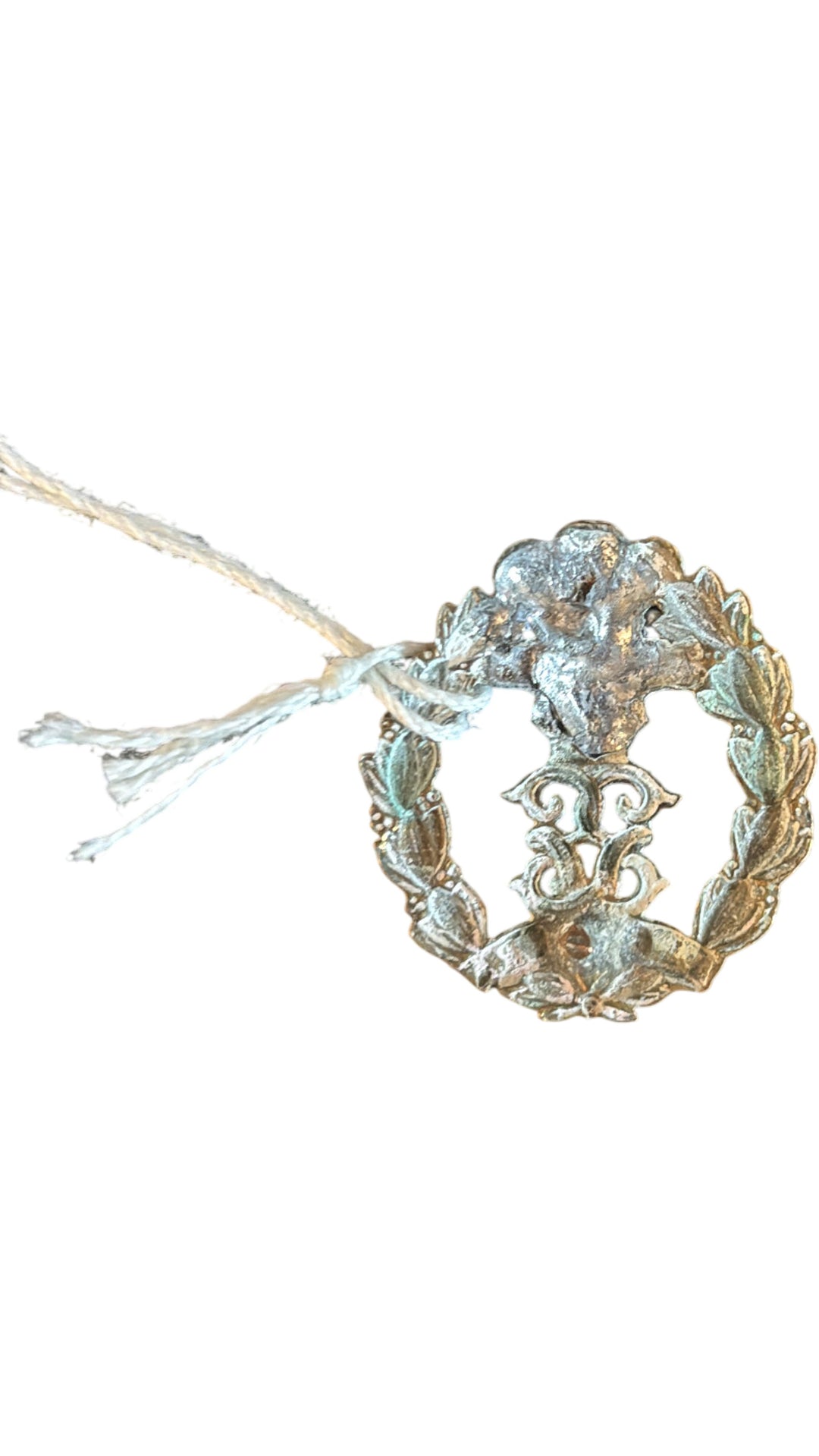 Pre 1900 British 'Middlesex Regiment' Military Collar Badge