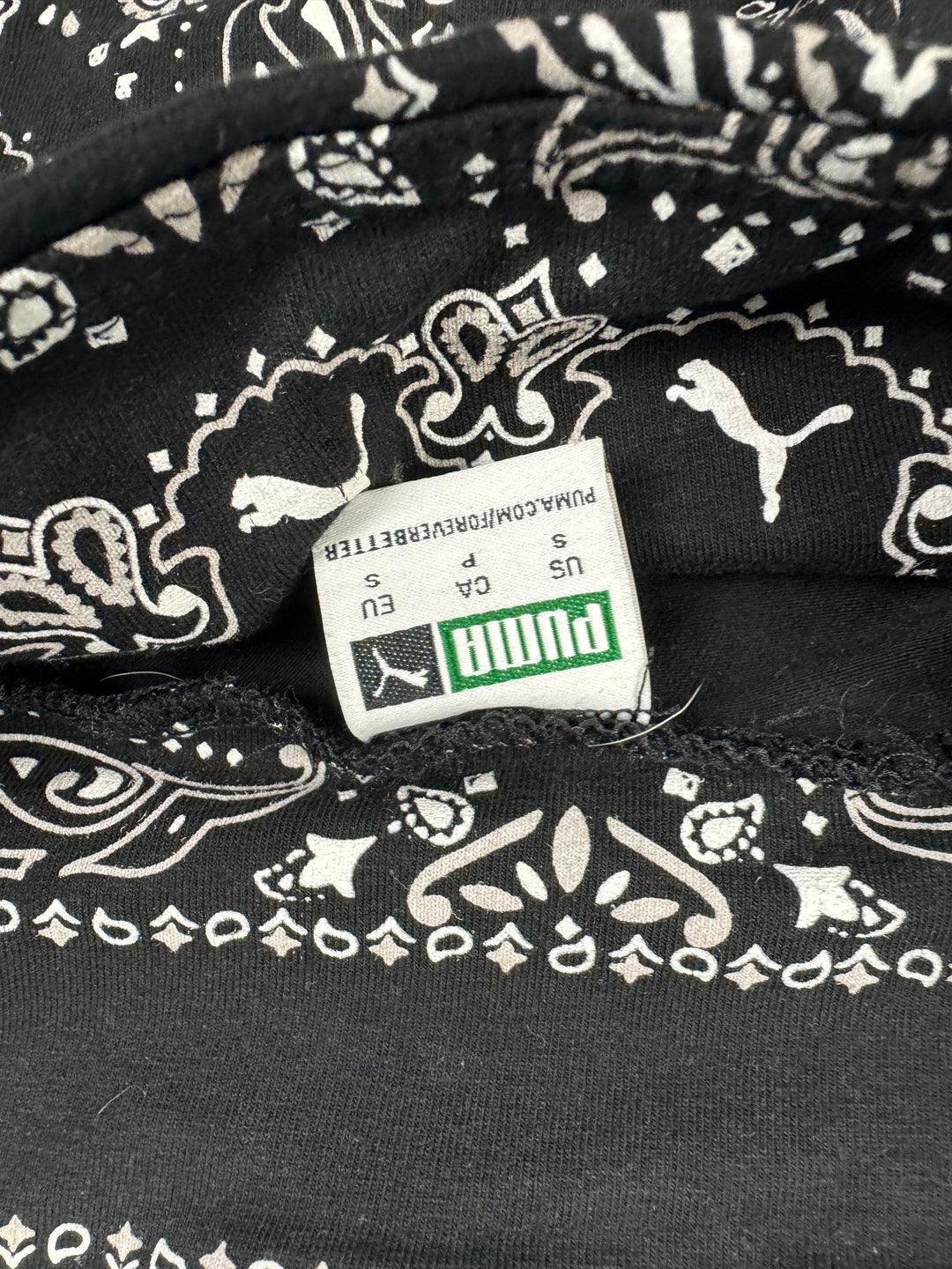 Puma Black Bandana Pattern Shorts - XS - Think Vintage