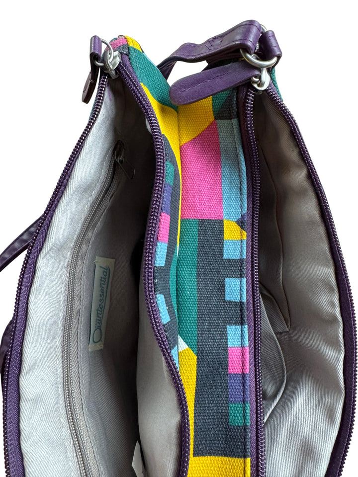 Quintessential Geometric Print Crossbody Bag - Think Vintage ltd