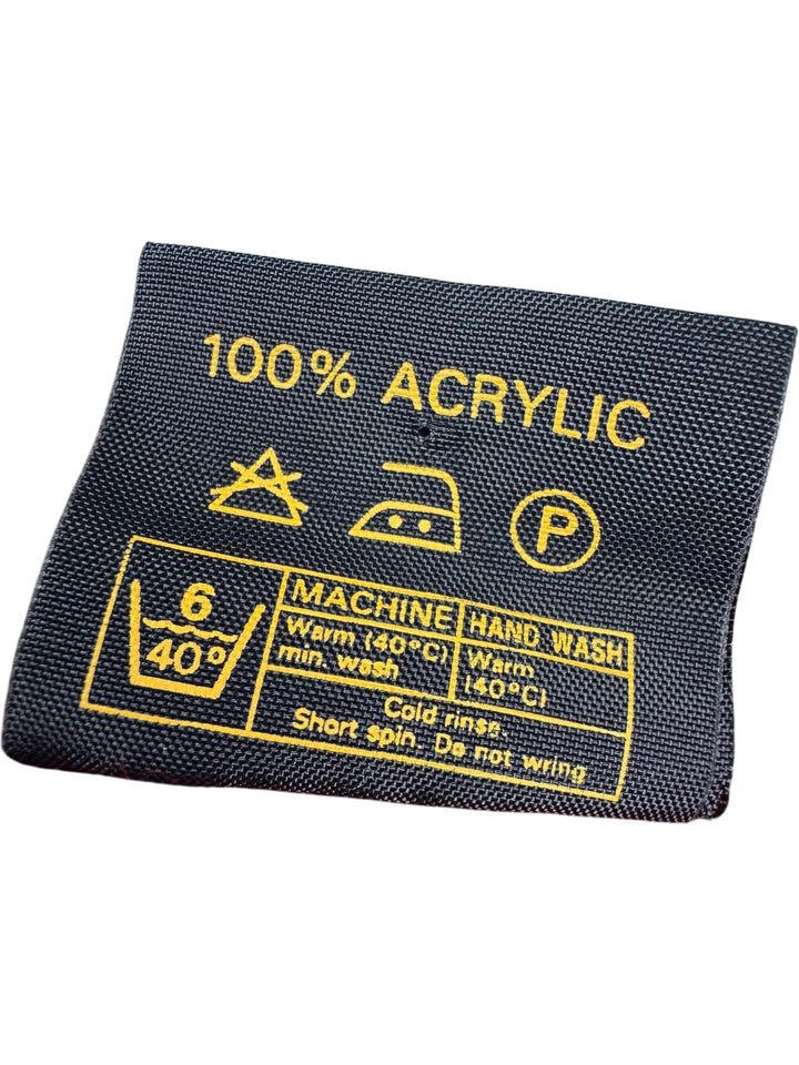 Red Patterned Sweater with Blue Sleeves - S - Think Vintage ltd