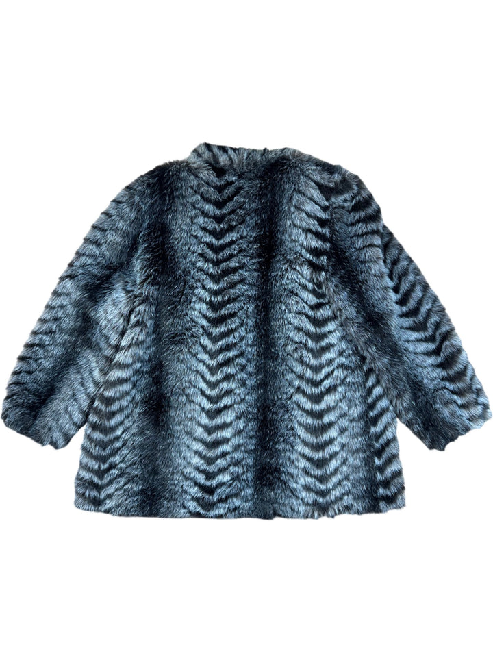 Retro Faux Fur Black & White Coat - M - Think Vintage ltd