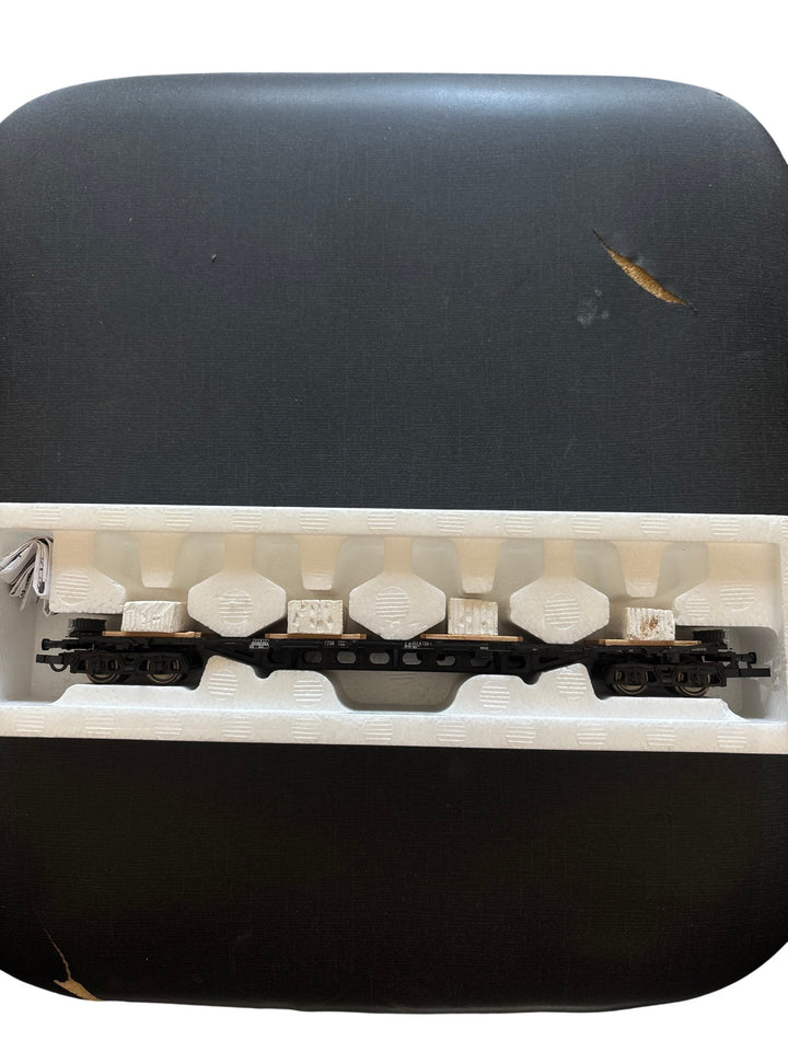 Roco HO Model Train Freight Car - Think Vintage ltd