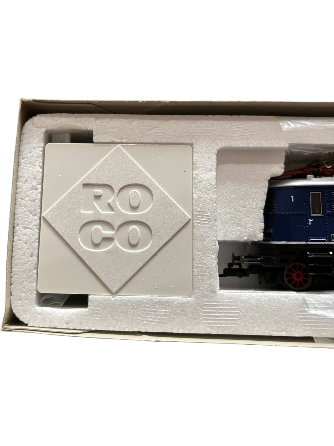 Roco HO Scale DB E18 Model Train - Think Vintage ltd