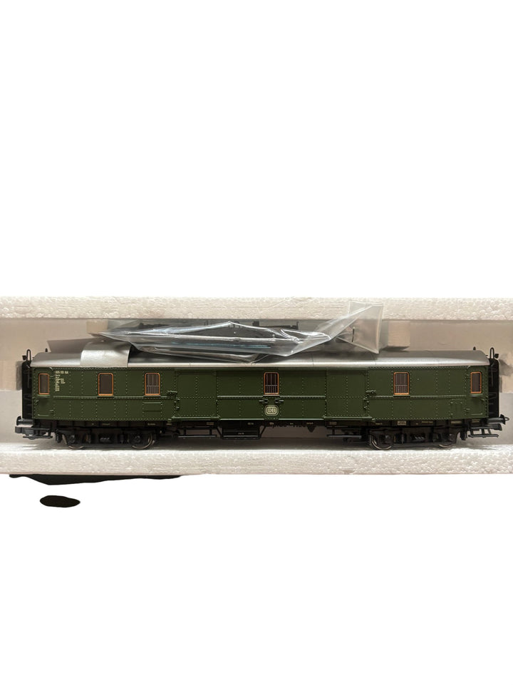 Roco HO Scale Model Train Coach DB - Think Vintage ltd
