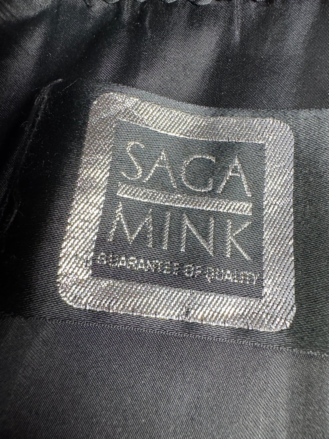 Saga Mink Fur Coat - M - Think Vintage ltd