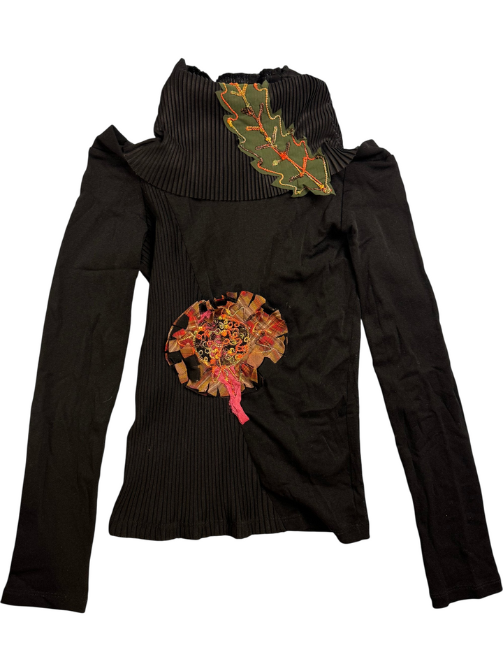 Save The Queen Black Embroidered Long Sleeve Top - XS - Think Vintage ltd