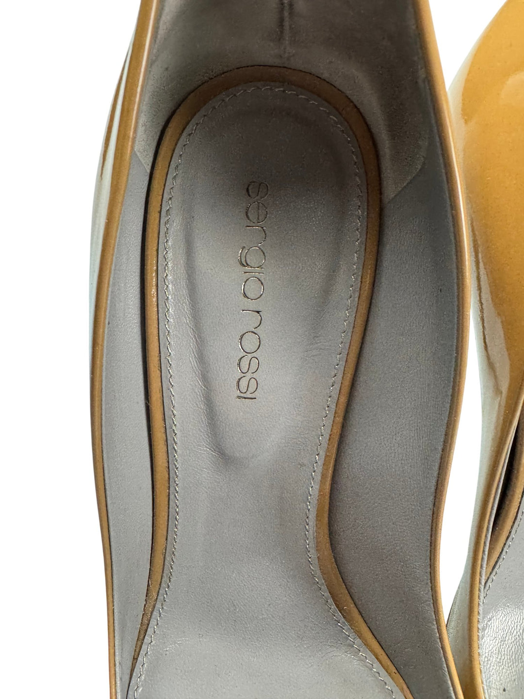 Sergio Rossi Patent Leather Heels - M - Think Vintage ltd