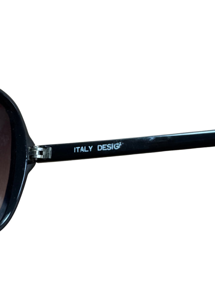 Sunburst Black Sunglasses - Think Vintage ltd