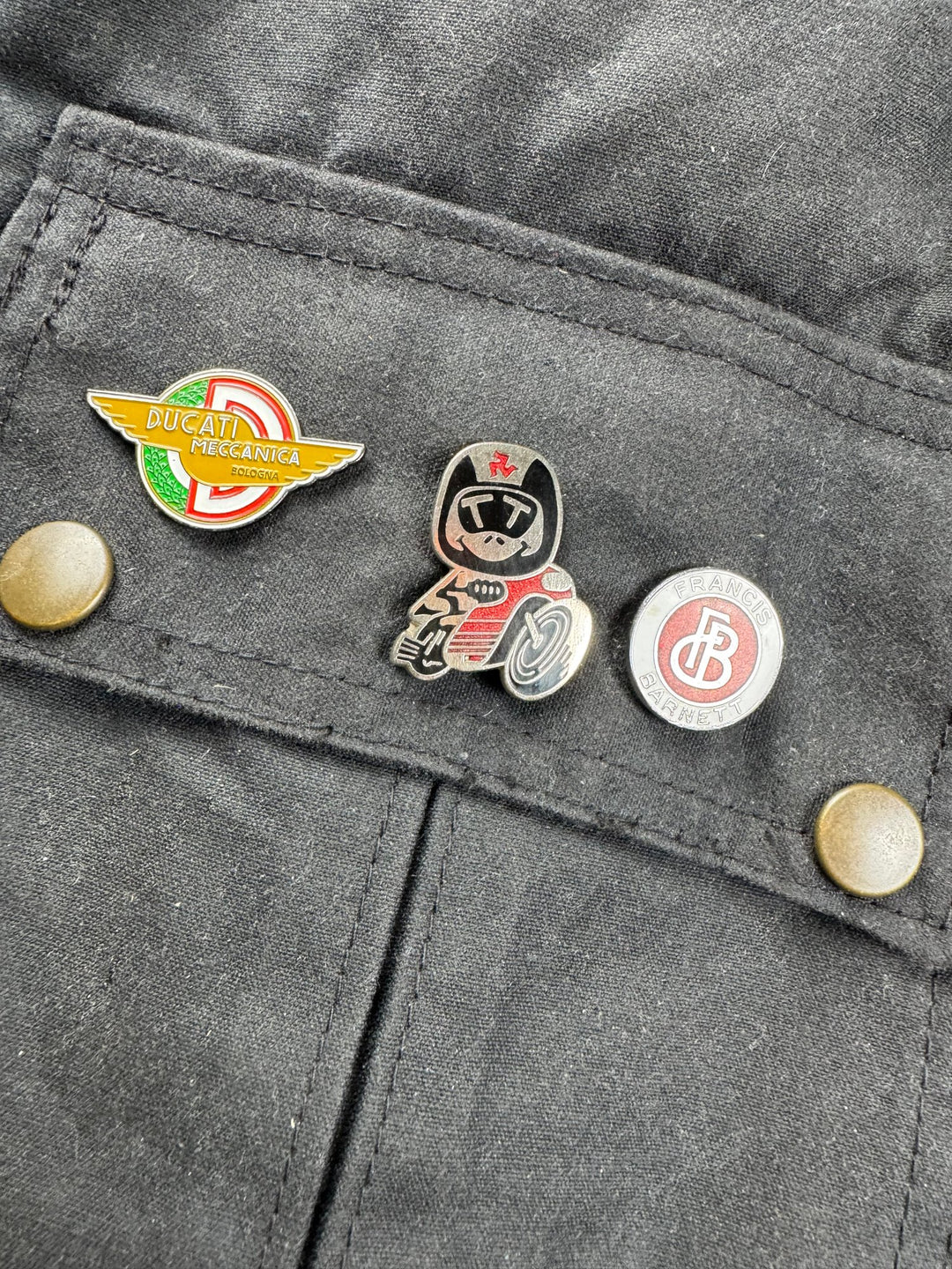 TT Leathers Black Jacket with Patches - M/L - Think Vintage ltd