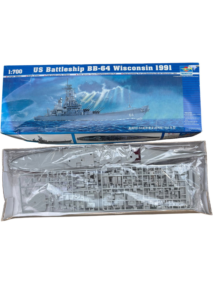 Trumpeter 1:700 US Battleship BB-64 Wisconsin 1991 Model Kit - Think Vintage