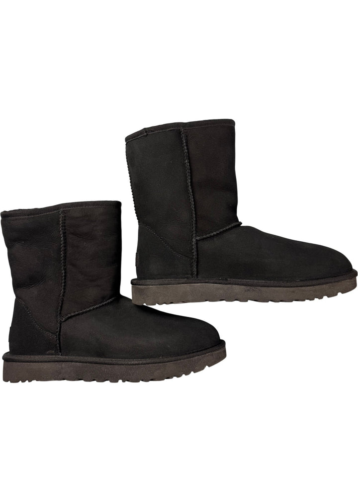 UGG Black Sheepskin Boots - 7 - Think Vintage ltd