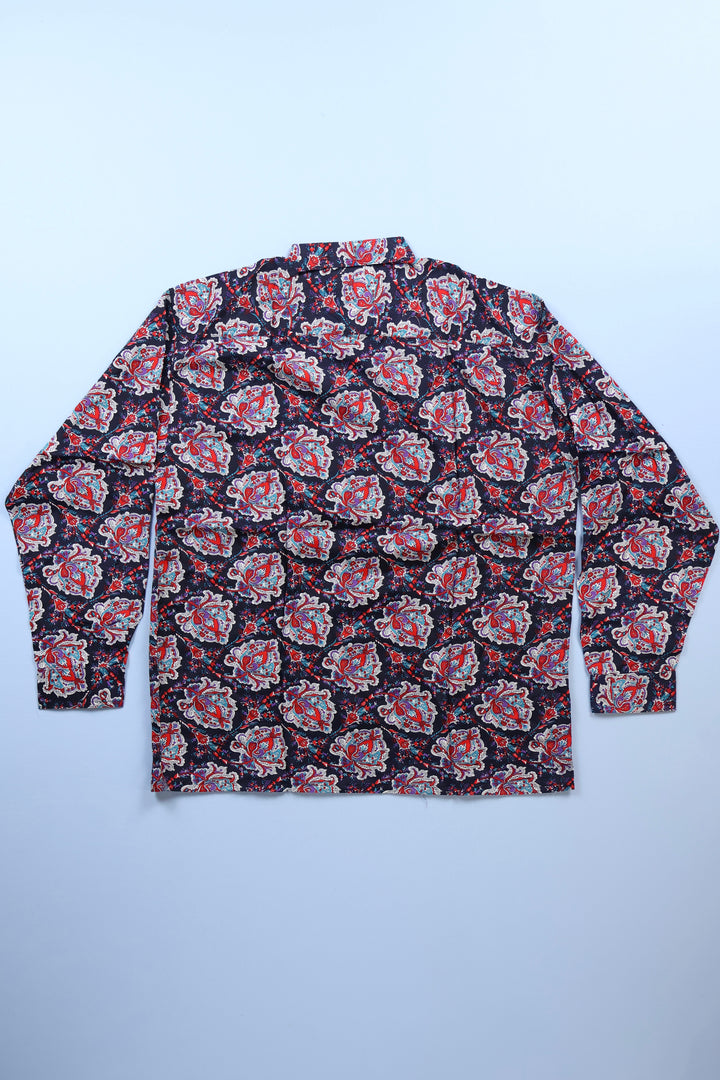 Vintage Button-Up Shirt - Think Vintage ltd