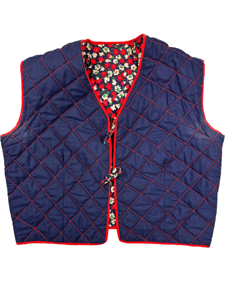 Vintage Floral Quilted Waistcoat - S - Think Vintage ltd