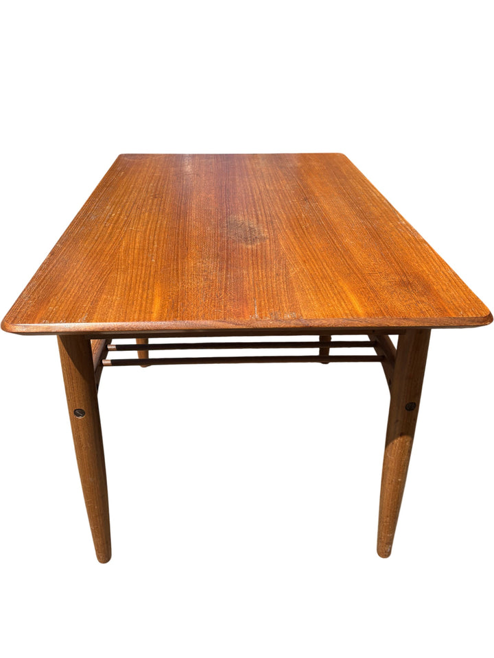 Vintage G-Plan Coffee Table Solid Wood Mid-Century Modern Style - Think Vintage