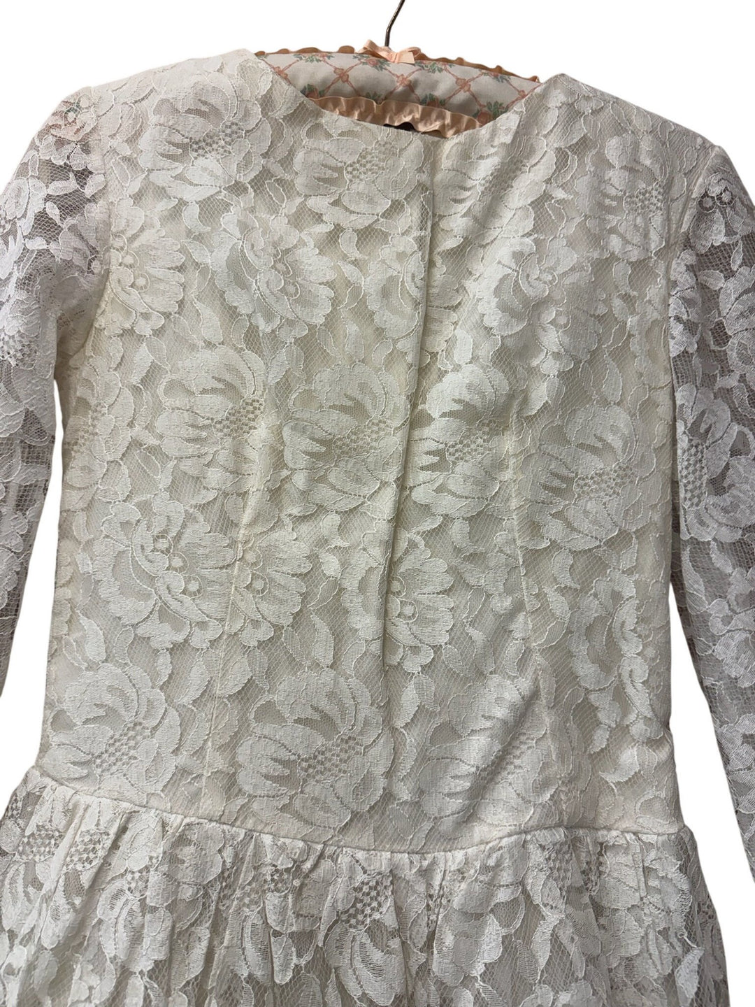 Vintage Lace Long Sleeve Wedding Dress