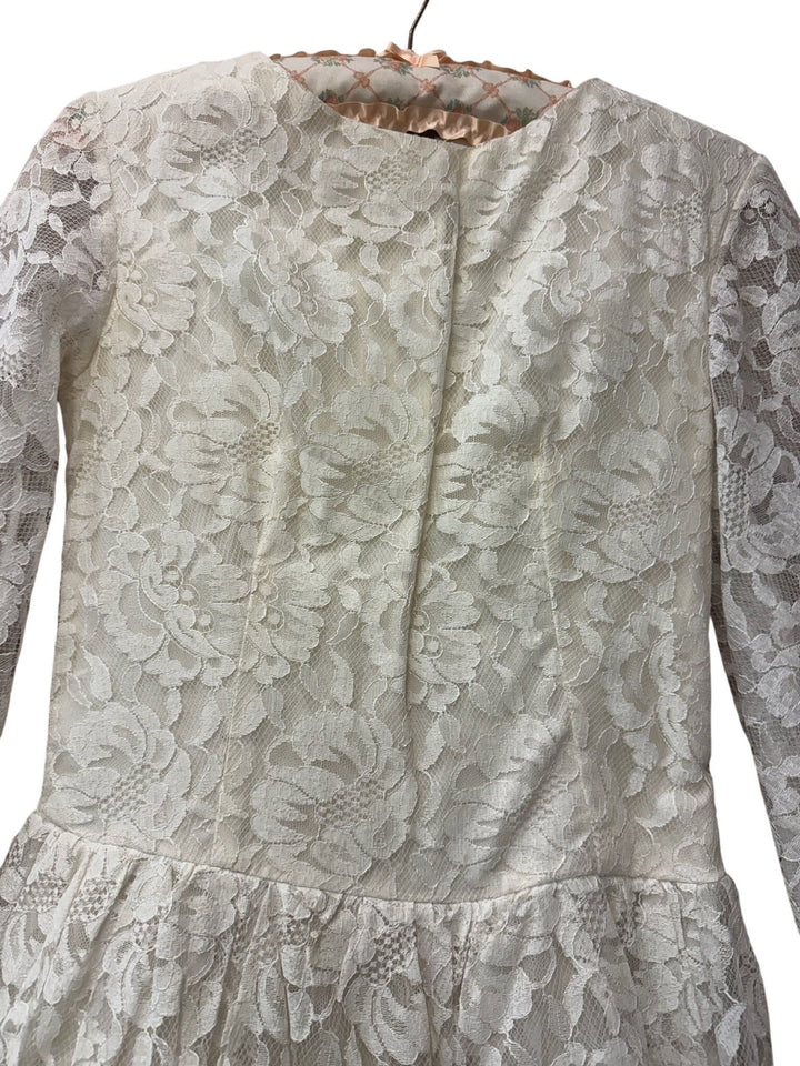 Vintage Lace Long Sleeve Wedding Dress