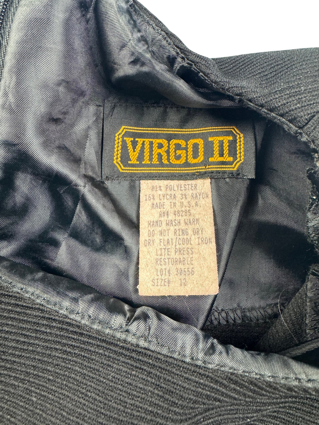 Virgo II Short Sleeved Black Dress - M - Think Vintage Online Ltd