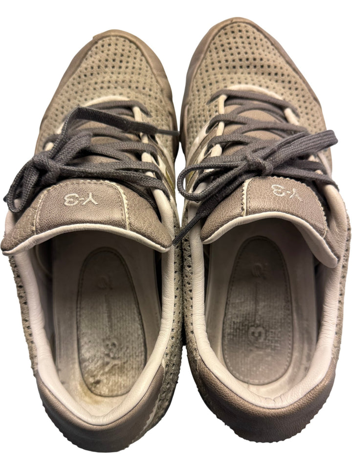 Yohji Yamamoto Y-3 Gray Low-Top Sneakers - Size 8 - Think Vintage Online Ltd