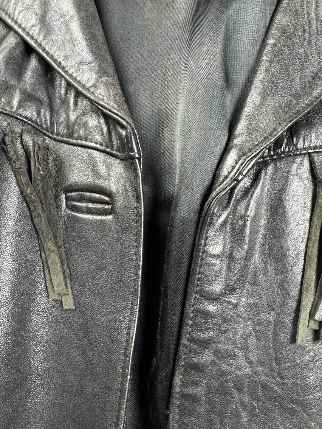 Zoo Leather Fringe Jacket - M - Think Vintage ltd
