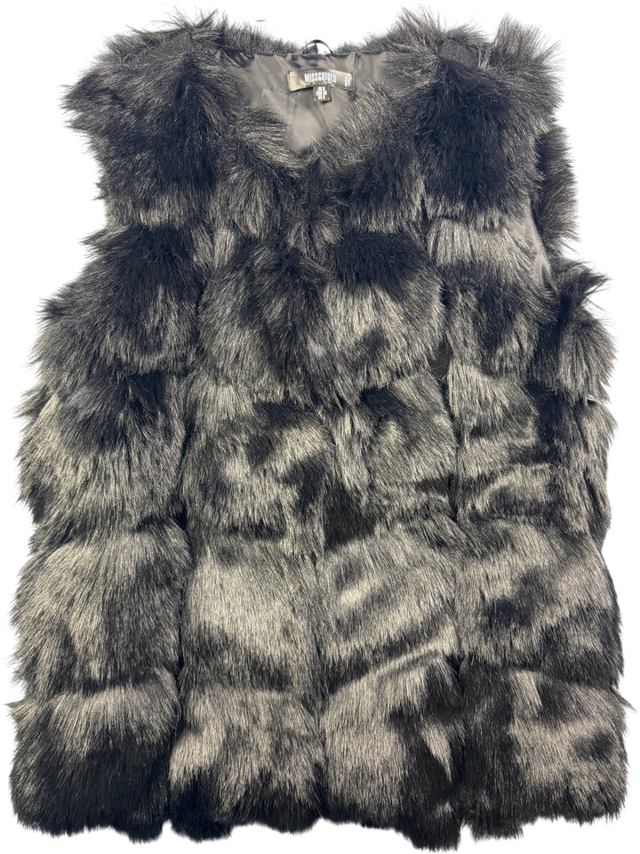 Missguided Faux Fur Vest - S
