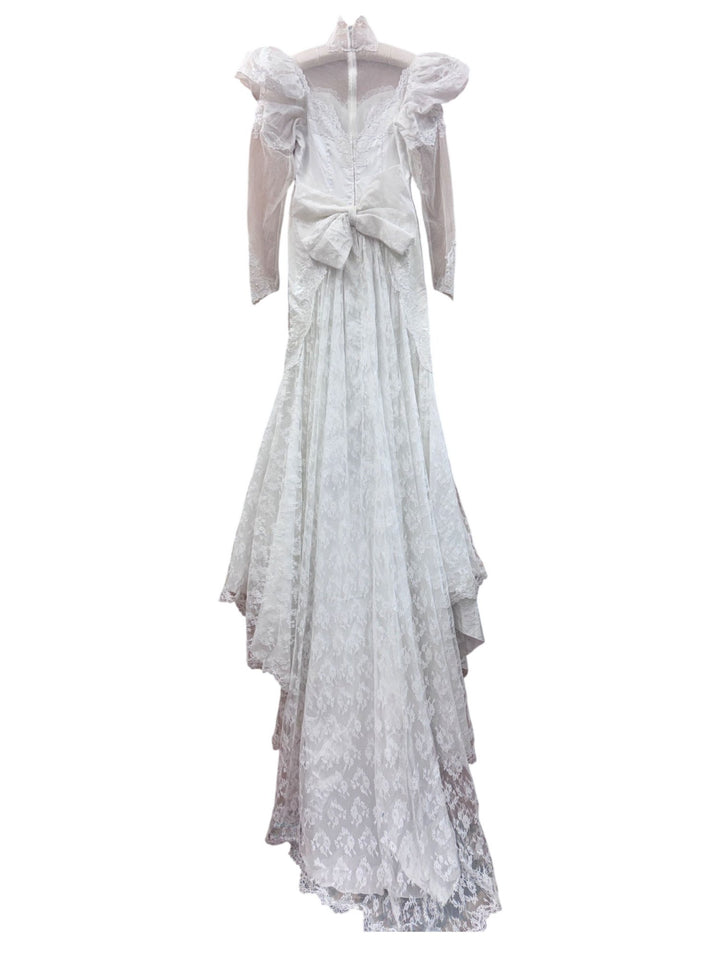 1980s White Lace Wedding Dress