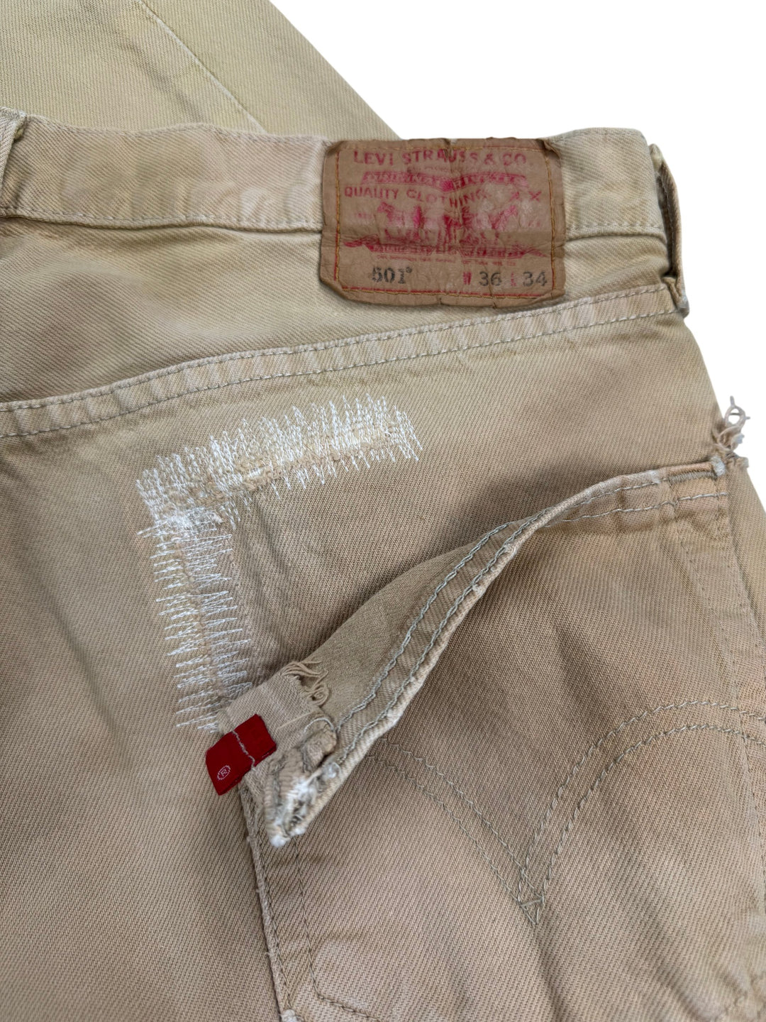 Levi's 501 Beige Distressed Trousers - W36 L34 - Think Vintage