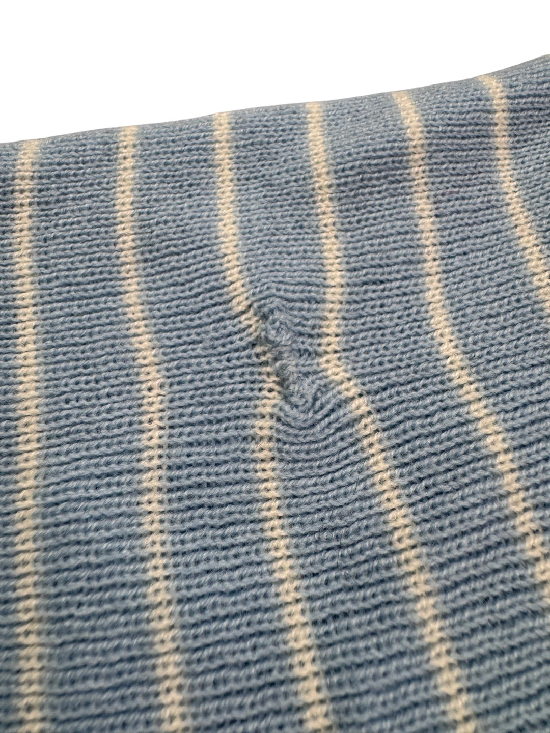 Daniel Striped V-Neck Sweater - M