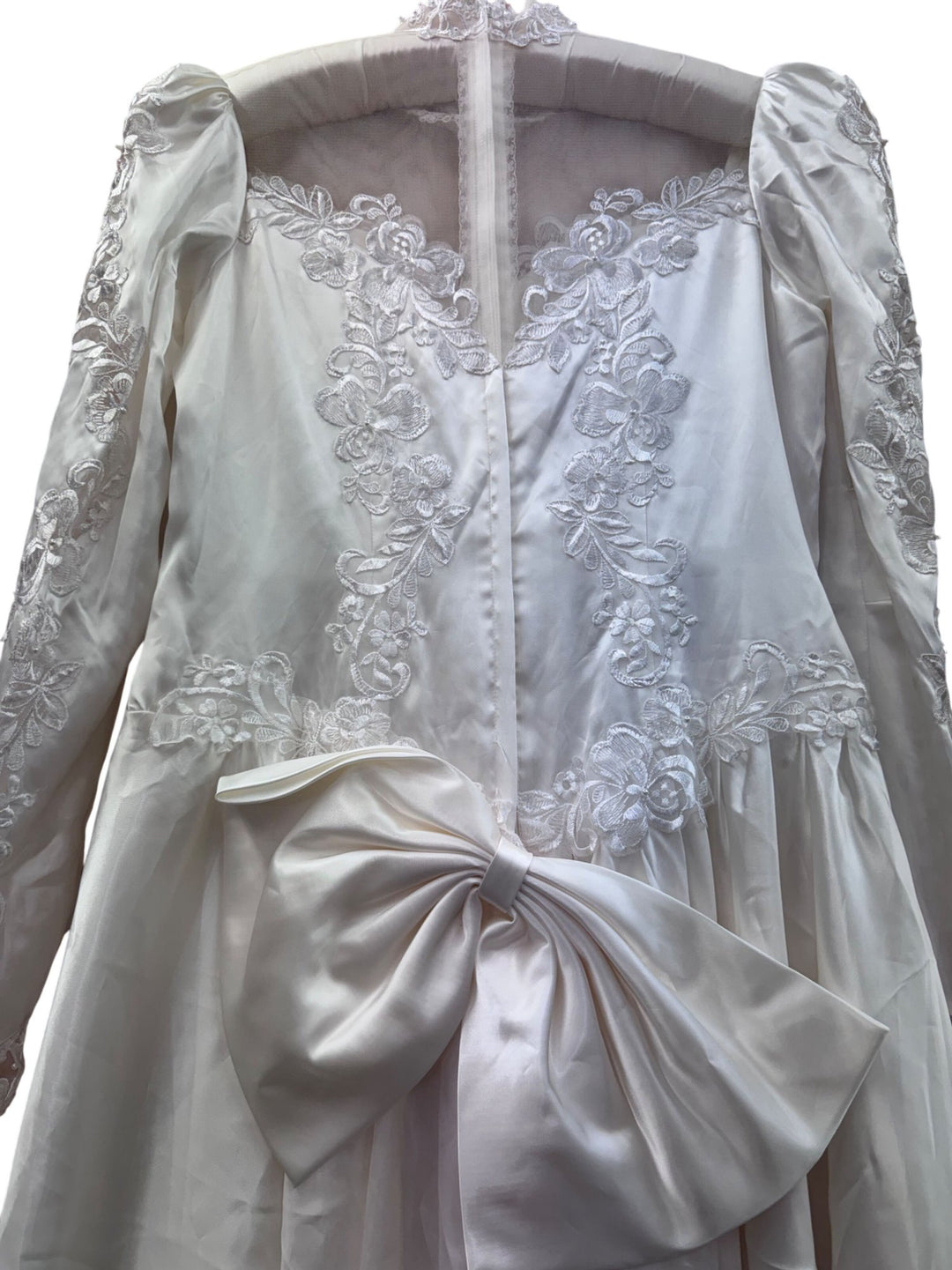 1980s White Lace Wedding Dress