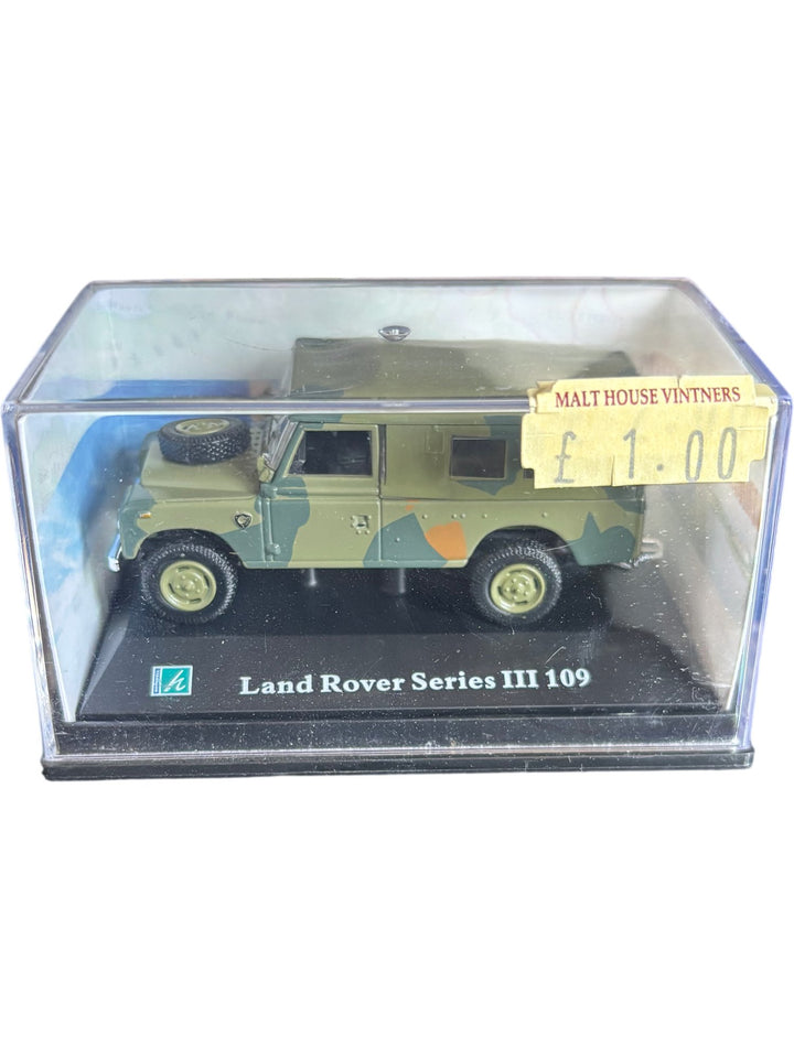 Land Rover Series III 109 Diecast Model 1:72 Scale