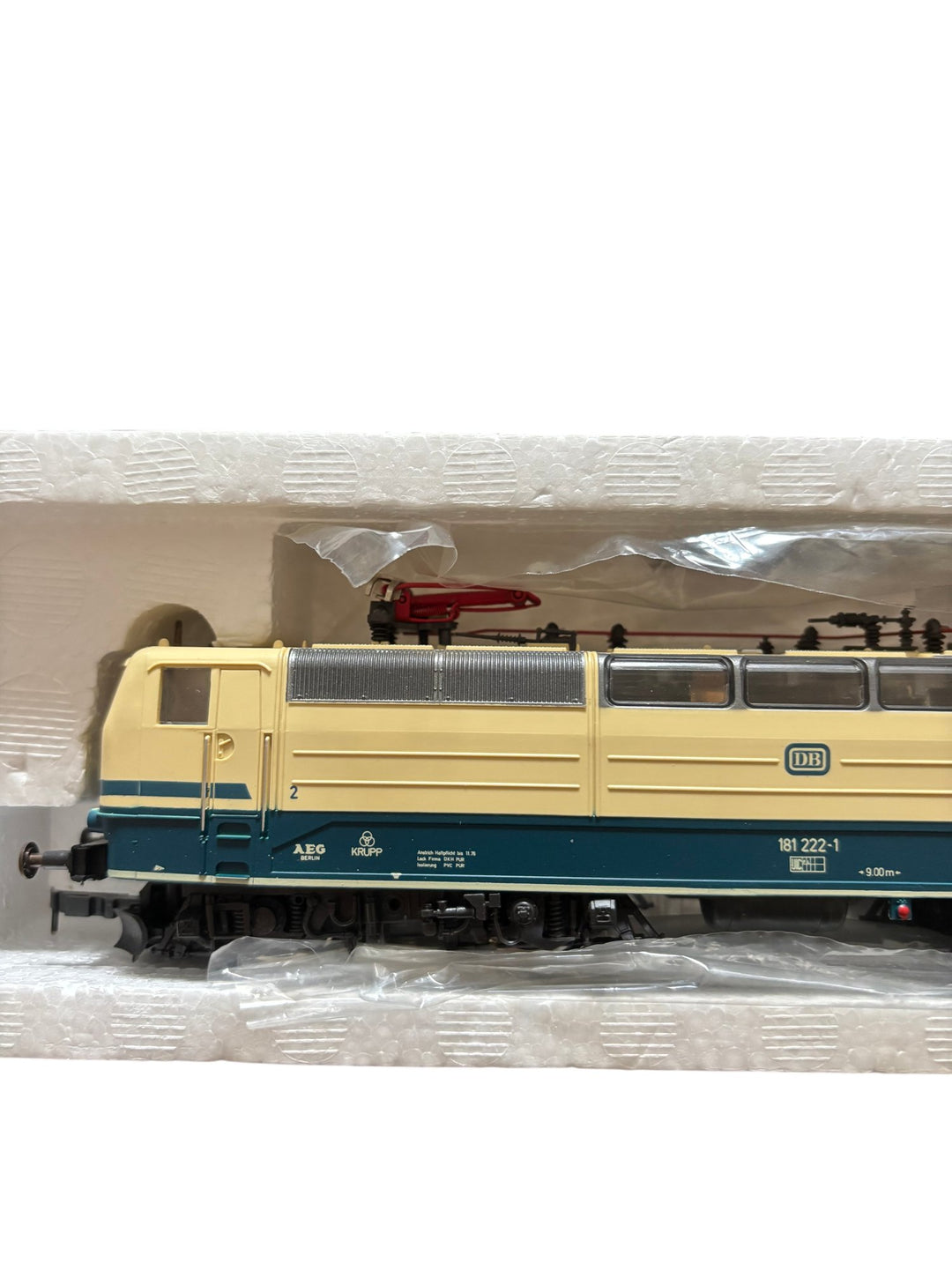 Roco HO 04142A Model Train BR181.2