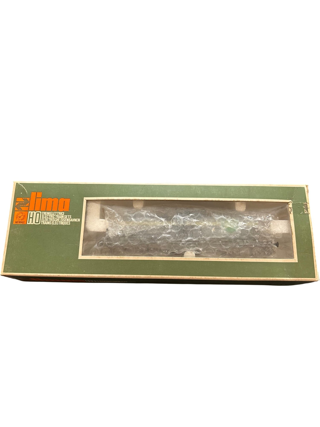 HO Scale Lima BP Tanker Model Train