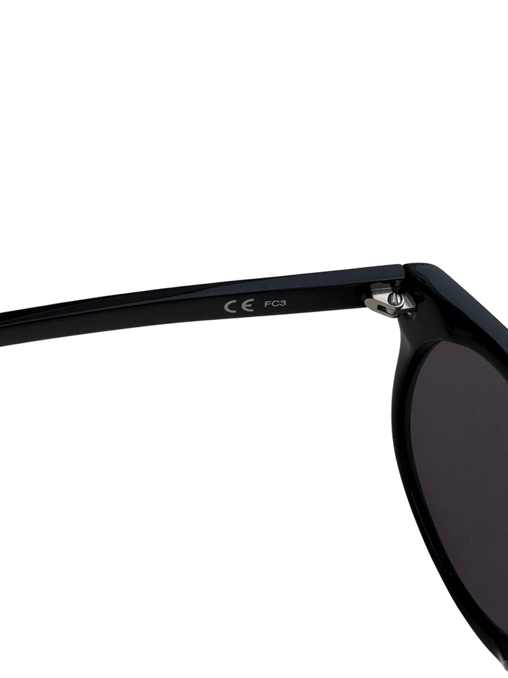 Classic Black Round Unisex Sunglasses - Think Vintage