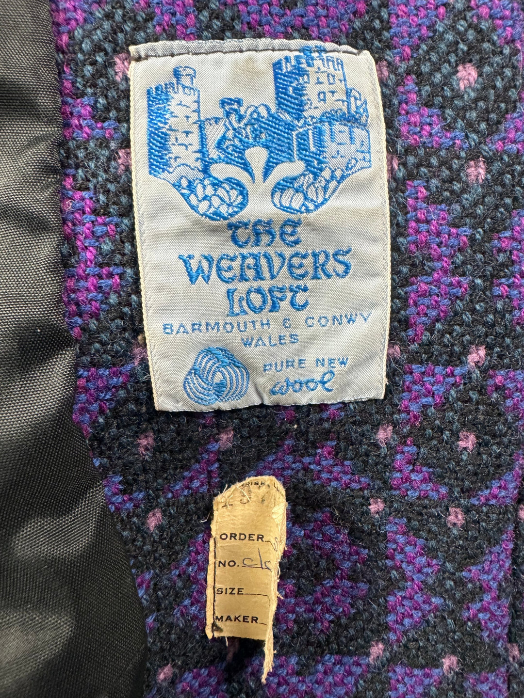 The Weavers Loft Wool Cape Welsh tapestry - Think Vintage