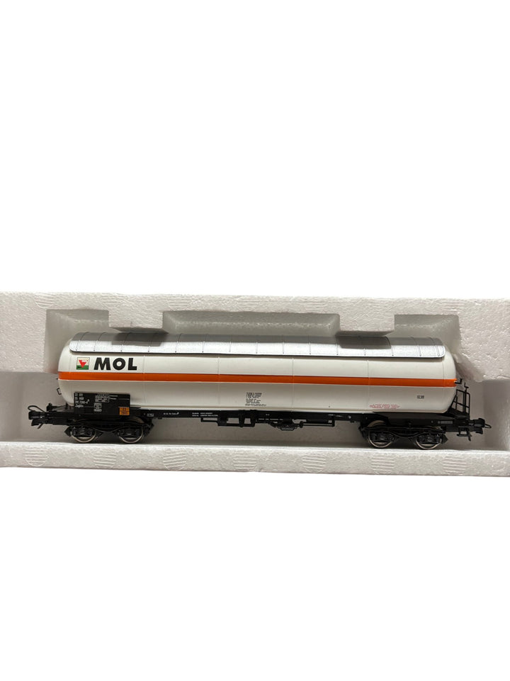 Roco HO Scale MAV MOL Tanker Car